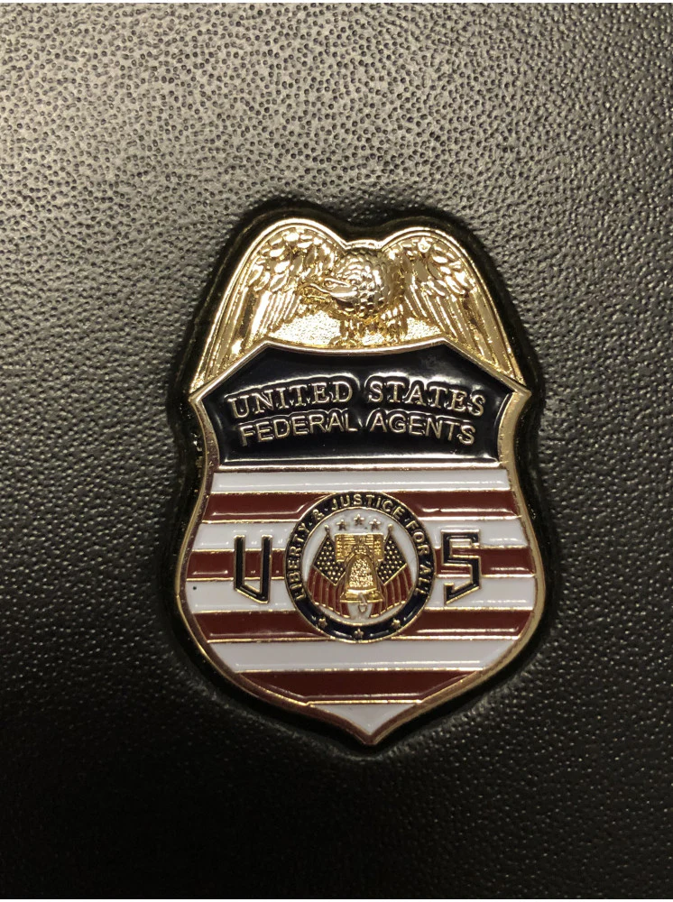 FEDERAL AGENT MINI CREDENTIAL CASE FOR FAMILY - Image 4